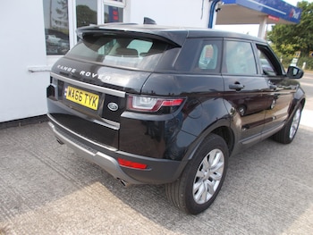 Used Land Rover Range Rover Evoque 2016 for sale - 79252125: Photo