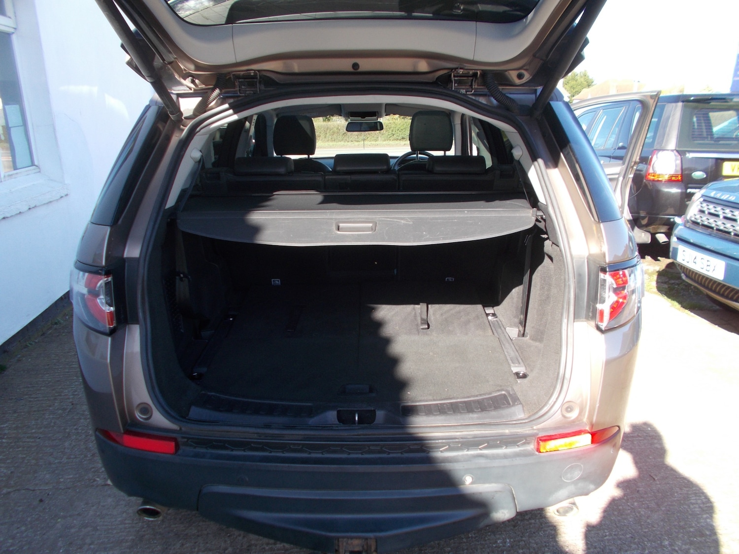 Used Land Rover Discovery Sport 2015 for sale - 77975617: Photo 12