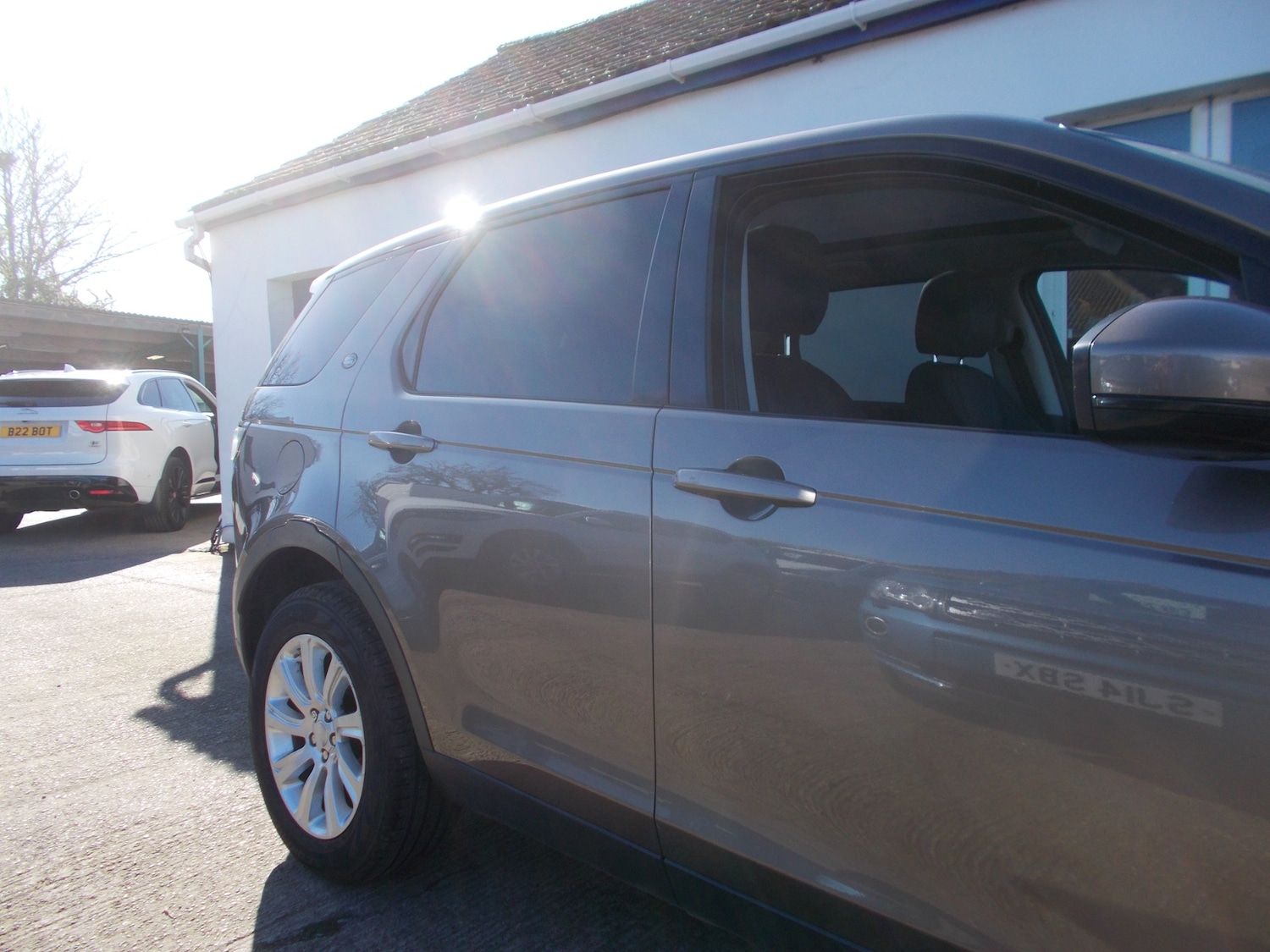 Used Land Rover Discovery Sport 2015 for sale - 77975617: Photo 3