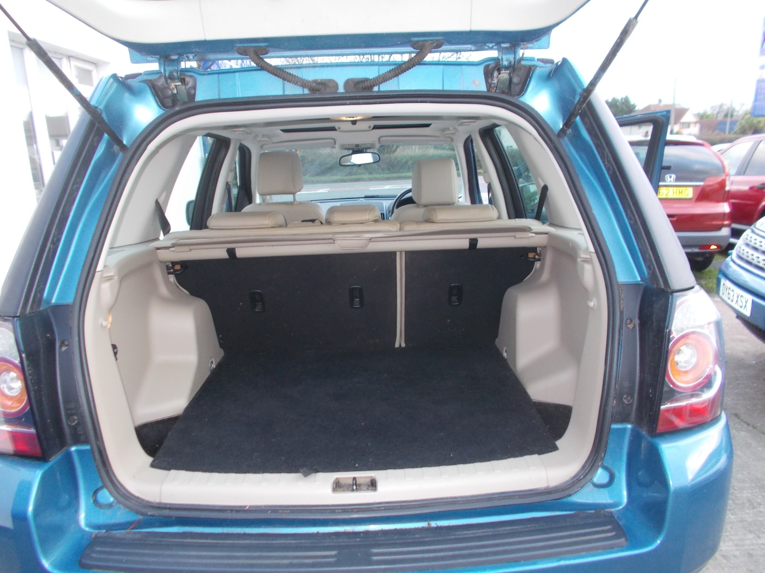 Used Land Rover Freelander 2013 for sale - 77044689: Photo 12