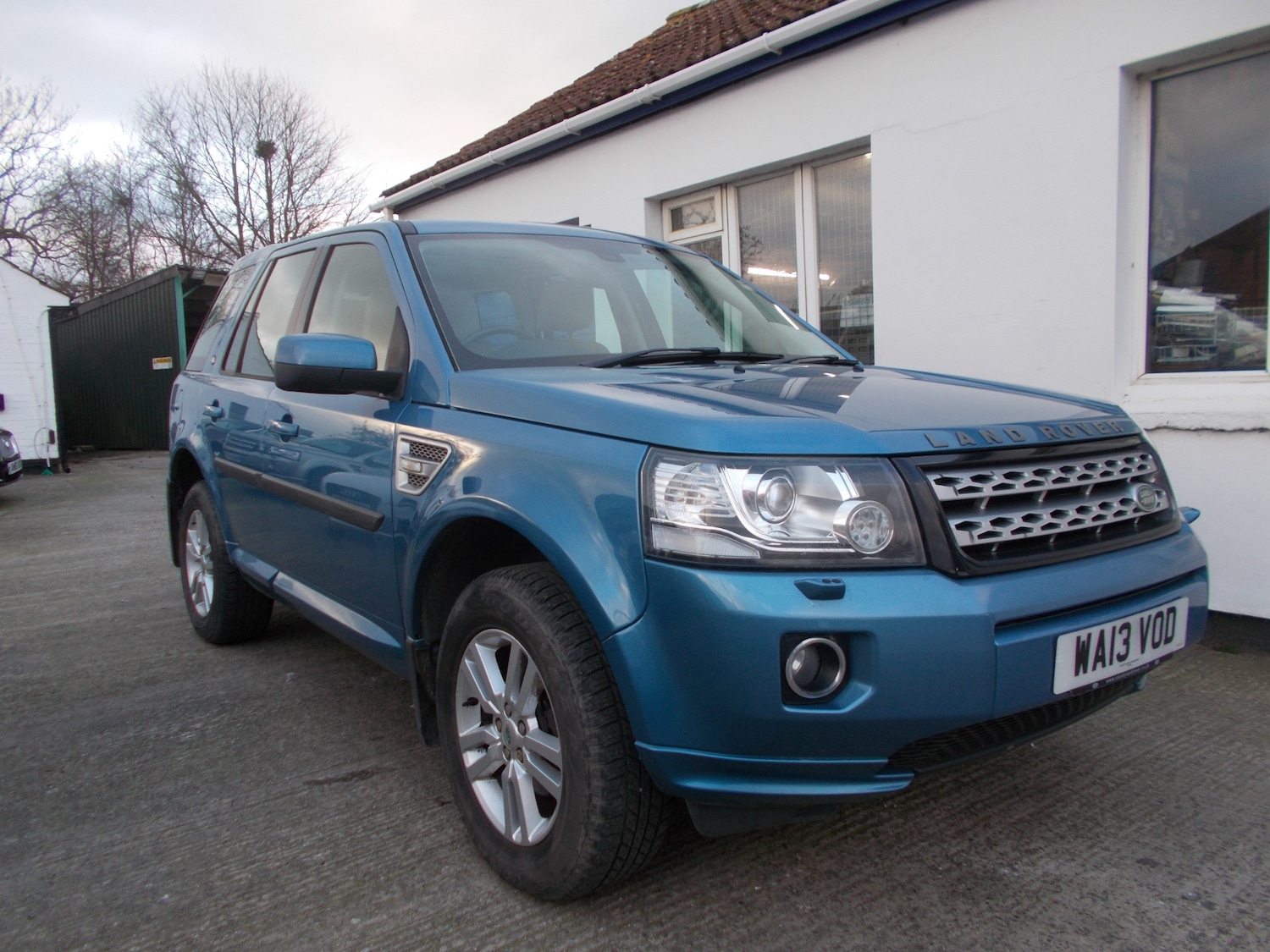 Used Land Rover Freelander 2013 for sale - 77044689: Photo 2
