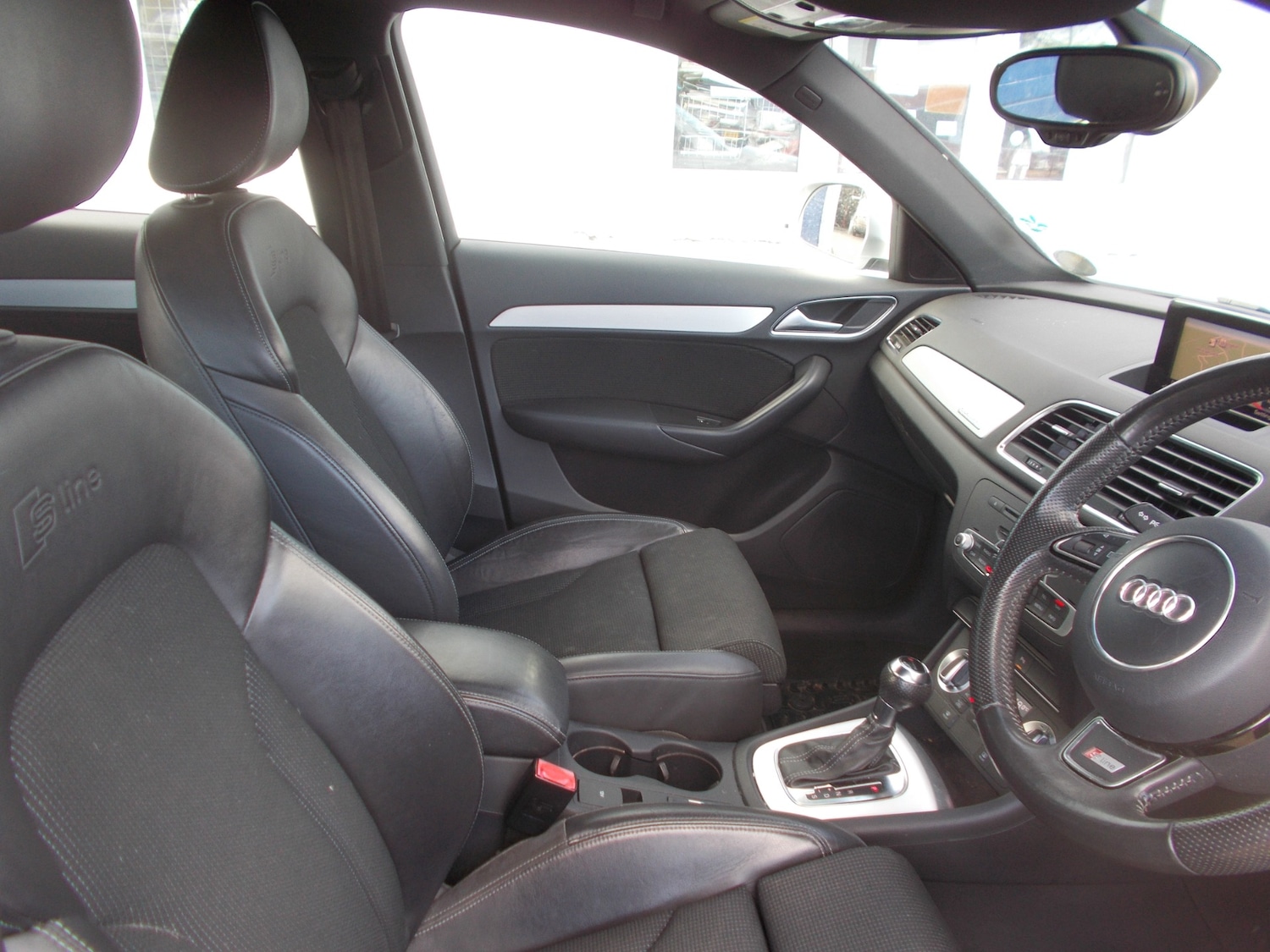 Used Audi Q3 2012 for sale - 76375398: Photo 13