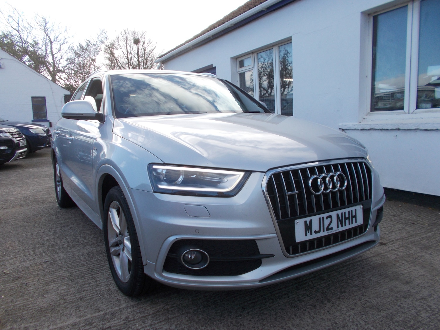 Used Audi Q3 2012 for sale - 76375398: Photo 2