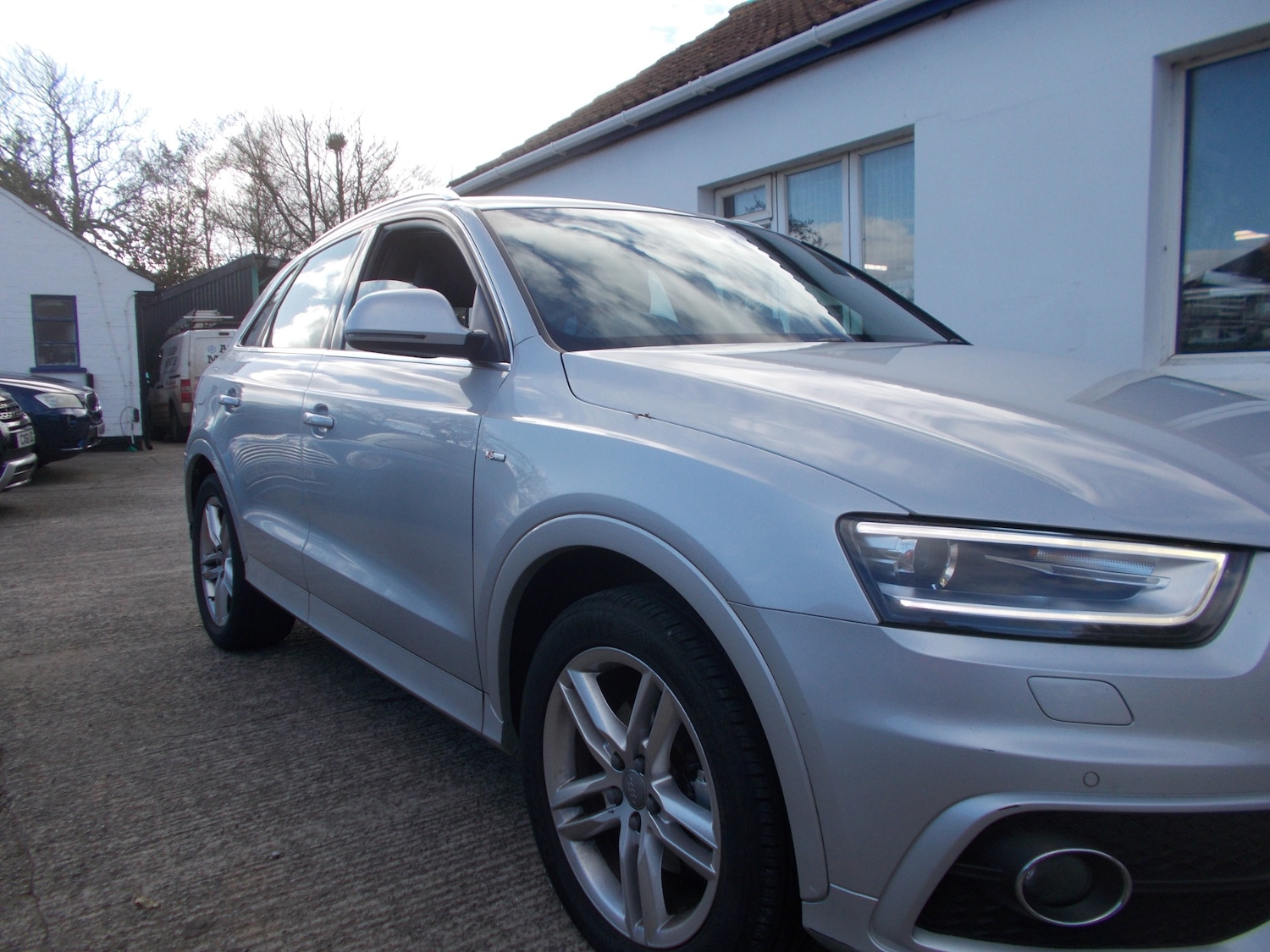Used Audi Q3 2012 for sale - 76375398: Photo 3