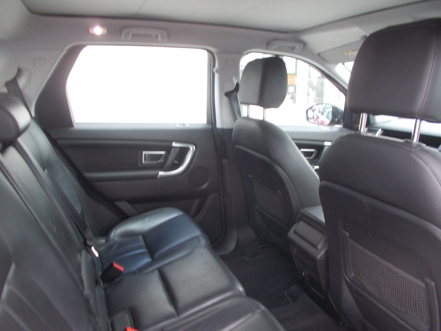 Used Land Rover Discovery Sport 2016 for sale - 78210491: Photo 11