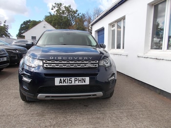 Used Land Rover Discovery Sport 2015 for sale - 79392241: Photo