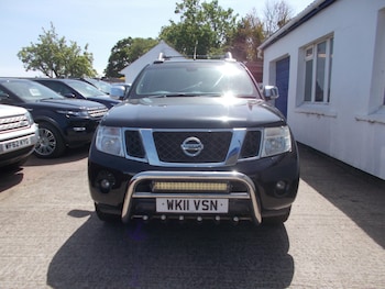 Used Nissan Navara 2011 for sale - 78681538: Photo