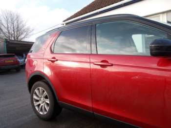 Used Land Rover Discovery Sport 2015 for sale - 73682262: Photo