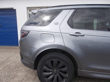 Used Land Rover Discovery Sport 2020 for sale - 79112085: Photo