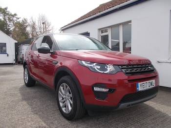 Used Land Rover Discovery Sport 2017 for sale - 79541893: Photo