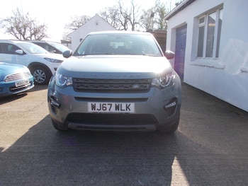 Land Rover Discovery Sport feature image