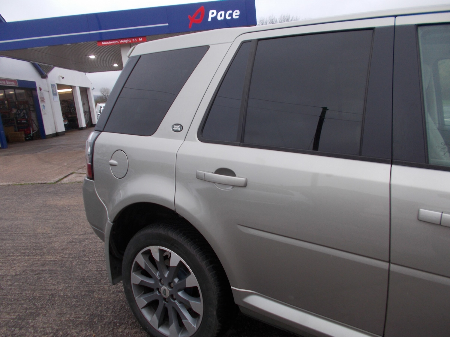 Used Land Rover Freelander 2013 for sale - 76589189: Photo 4