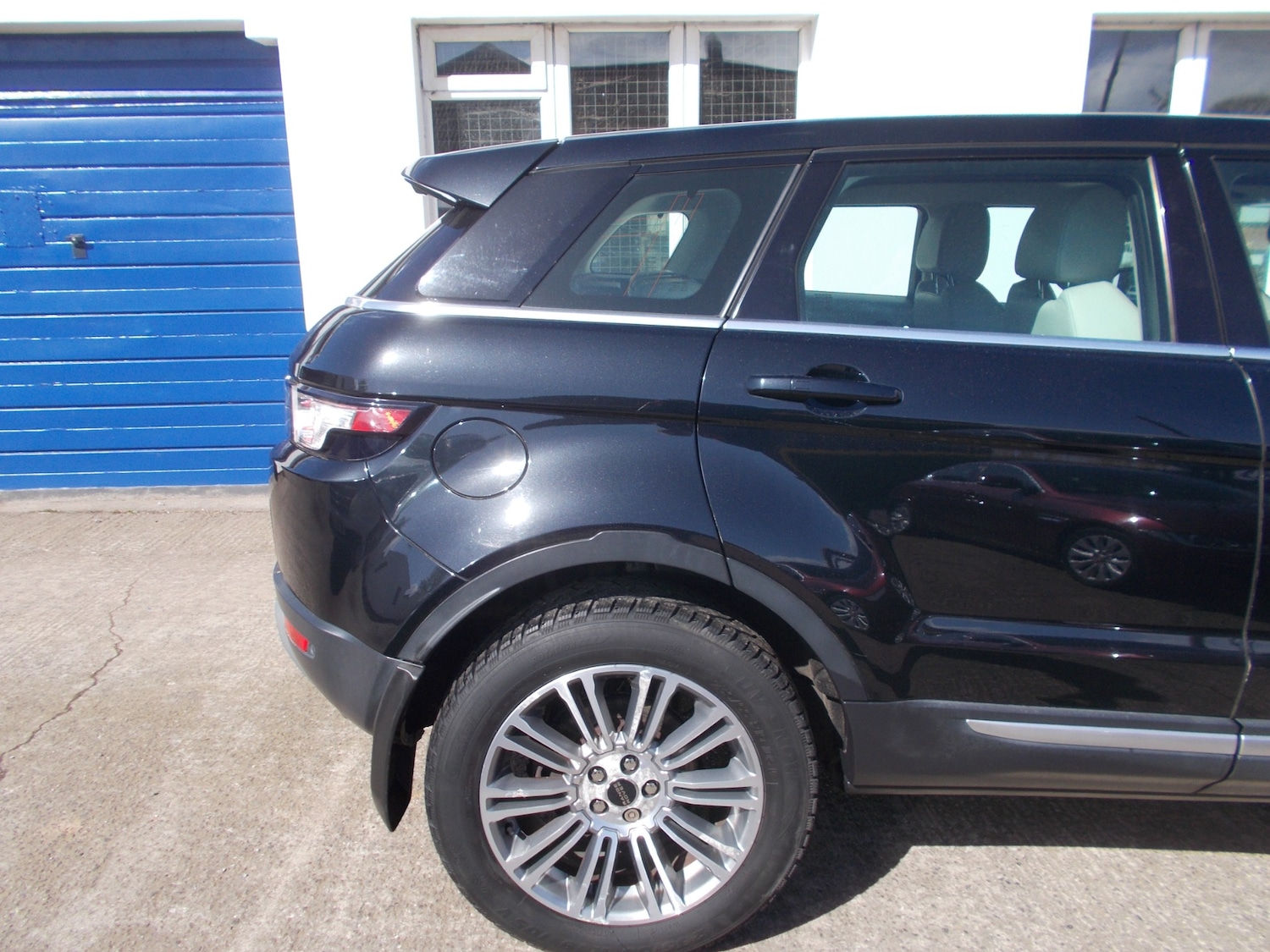 Used Land Rover Range Rover Evoque 2011 for sale - 78210913: Photo 4