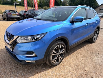 Used Nissan Qashqai 2017 for sale - 79648383: Photo