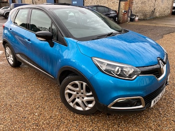 Used Renault Captur 2015 for sale - 77392614: Photo