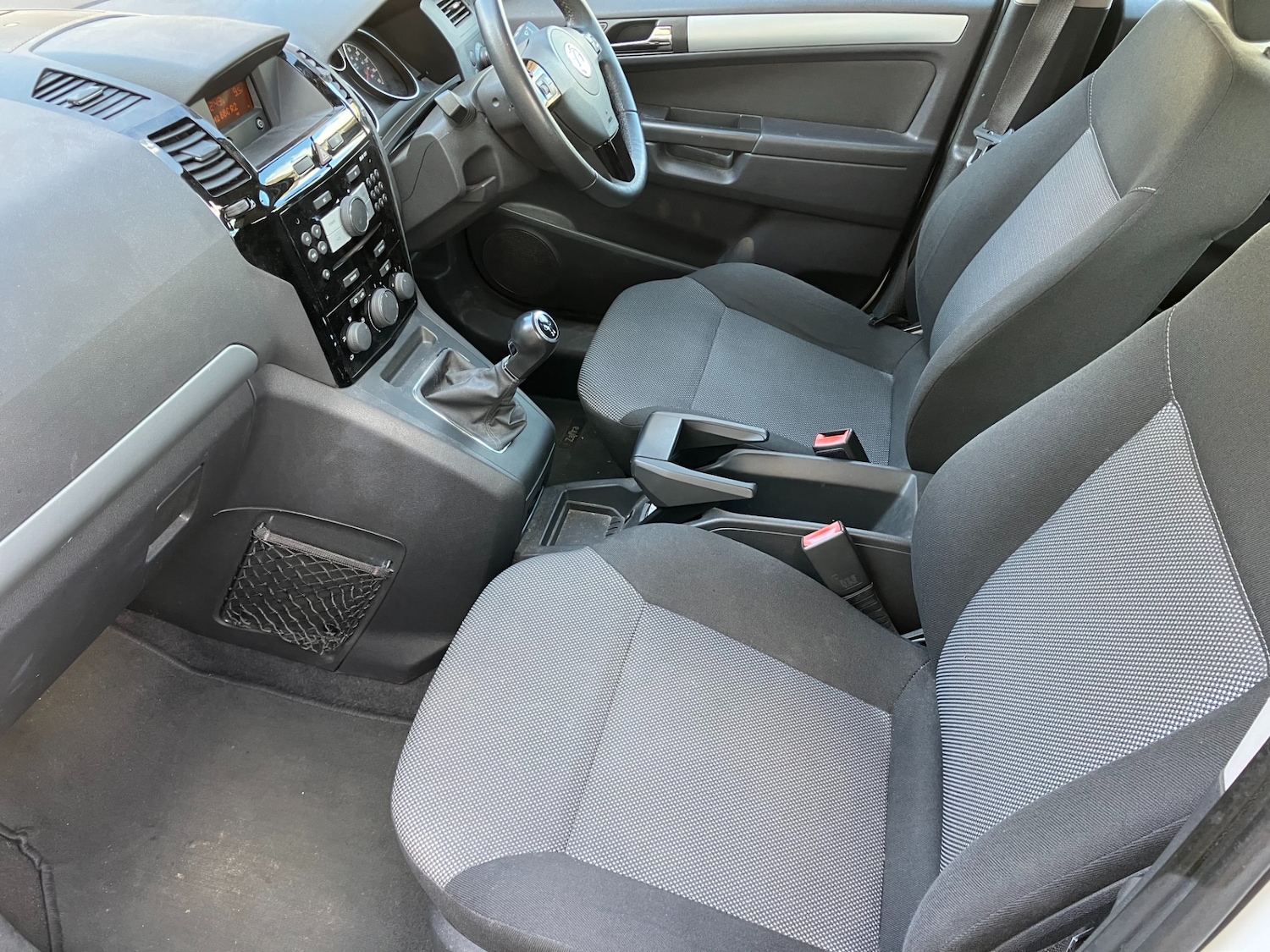 Used Vauxhall Zafira 2013 for sale - 78026899: Photo 3