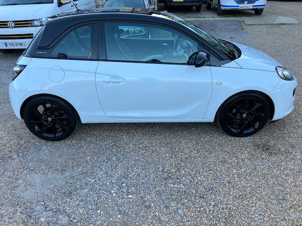Used Vauxhall ADAM 2017 for sale - 76036688: Photo 3
