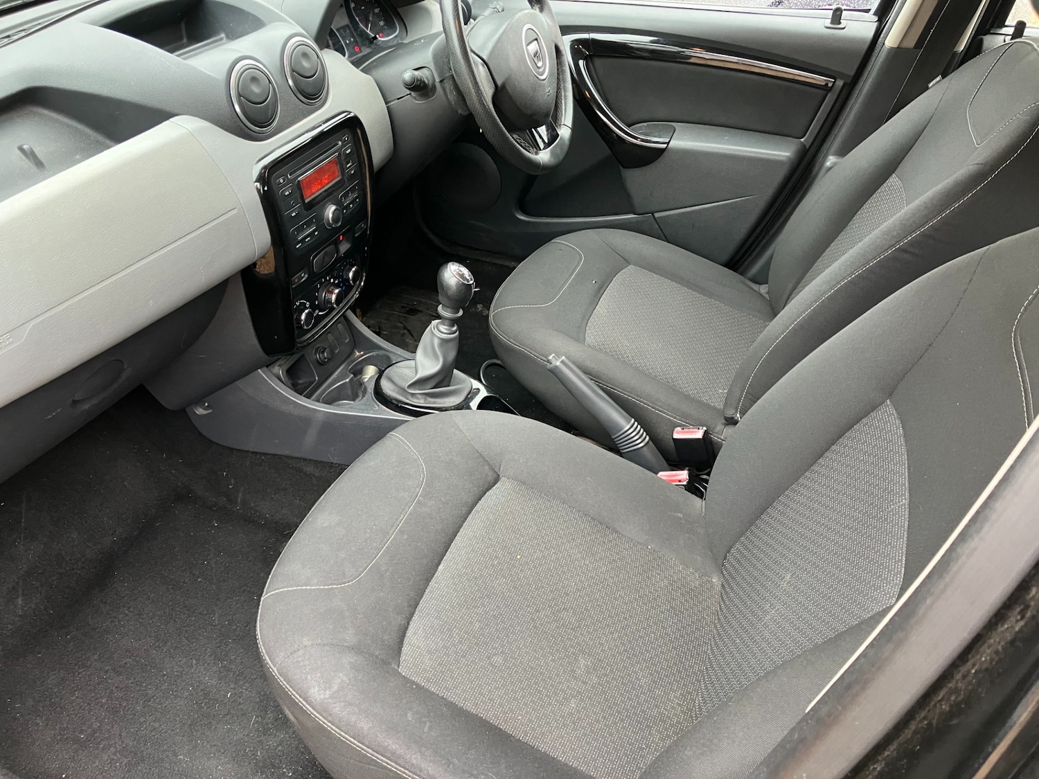 Used Dacia Duster 2013 for sale - 76402000: Photo 3