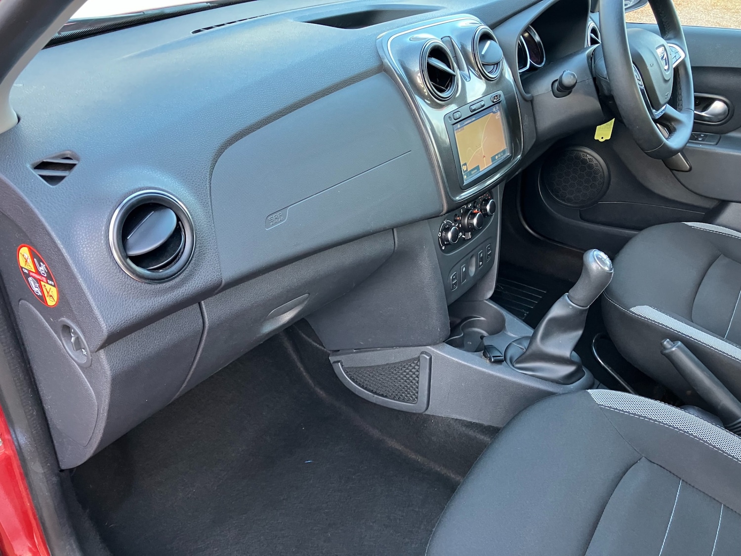 Used Dacia Sandero Stepway 2018 for sale - 77220311: Photo 11