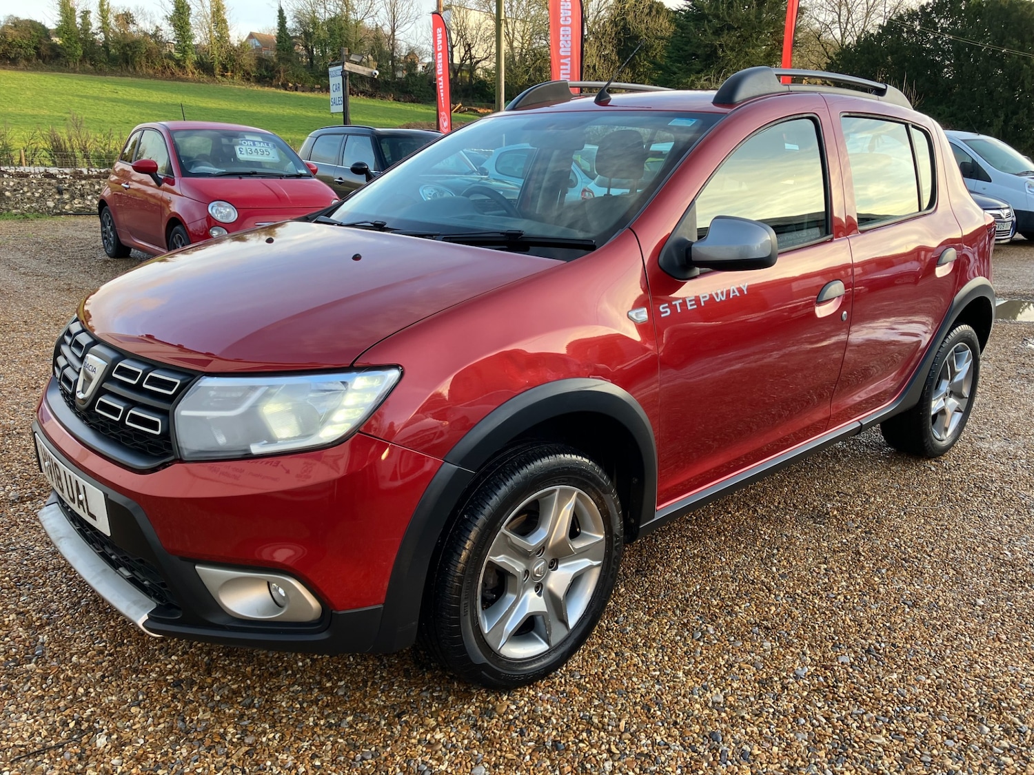 Used Dacia Sandero Stepway 2018 for sale - 77220311: Photo 2