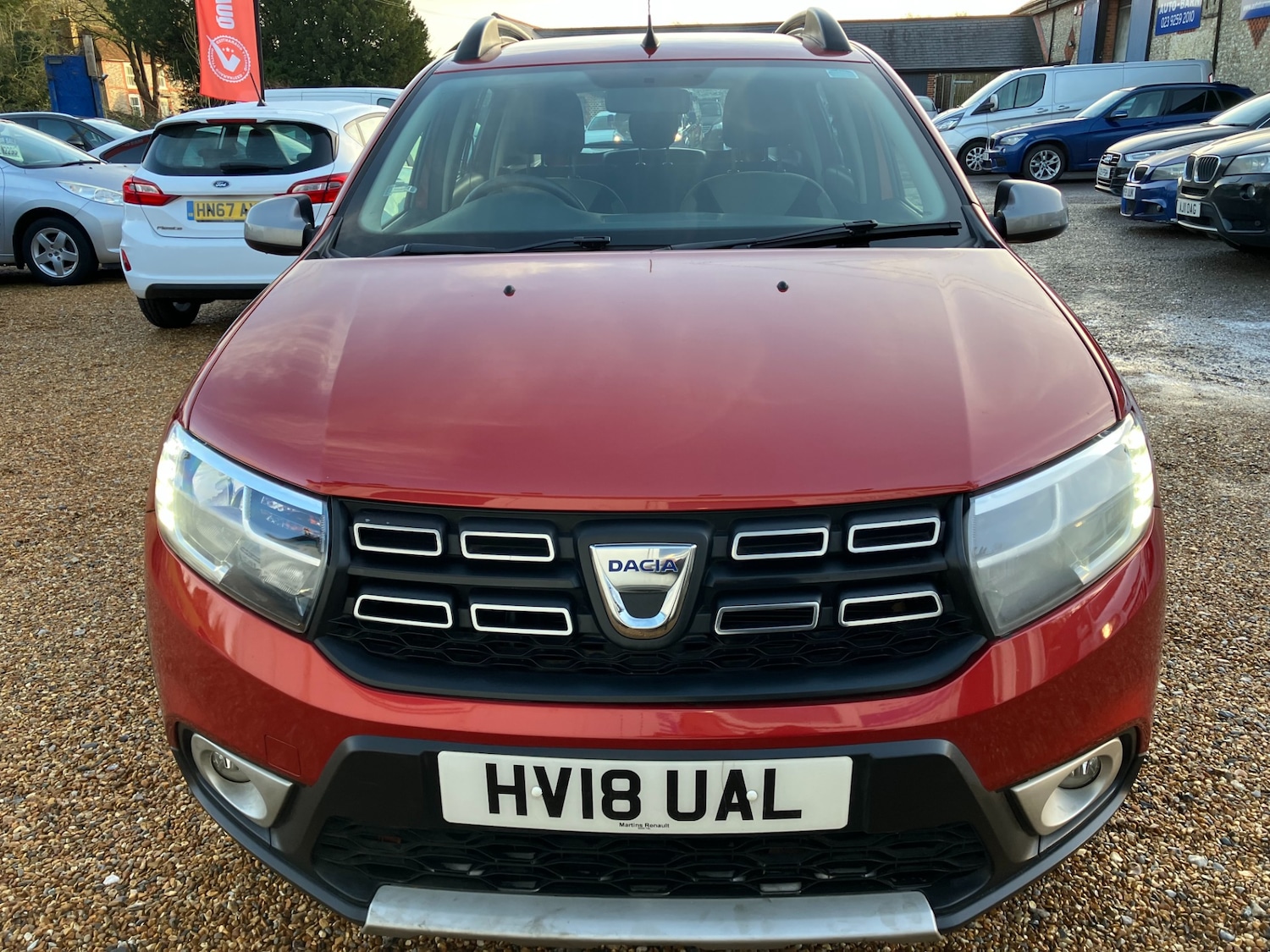 Used Dacia Sandero Stepway 2018 for sale - 77220311: Photo 3