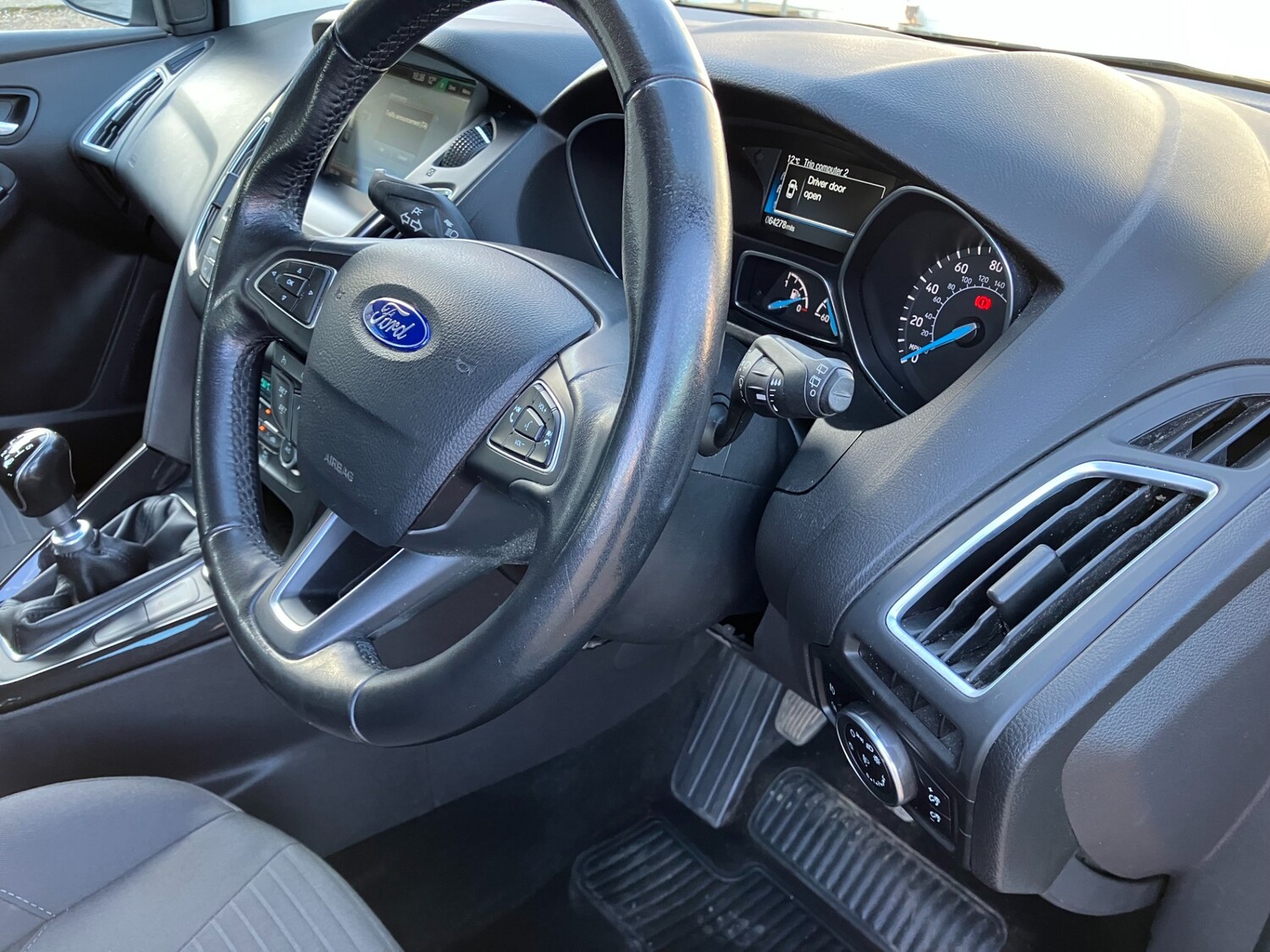 Used Ford Focus 2015 for sale - 77844536: Photo 9