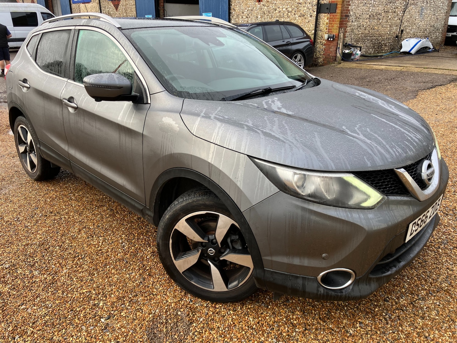 Used Nissan Qashqai 2016 for sale - 77640211: Photo 1