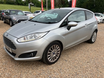 Used Ford Fiesta 2015 for sale - 78736667: Photo