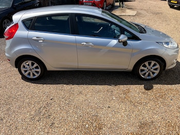 Used Ford Fiesta 2010 for sale - 78566688: Photo