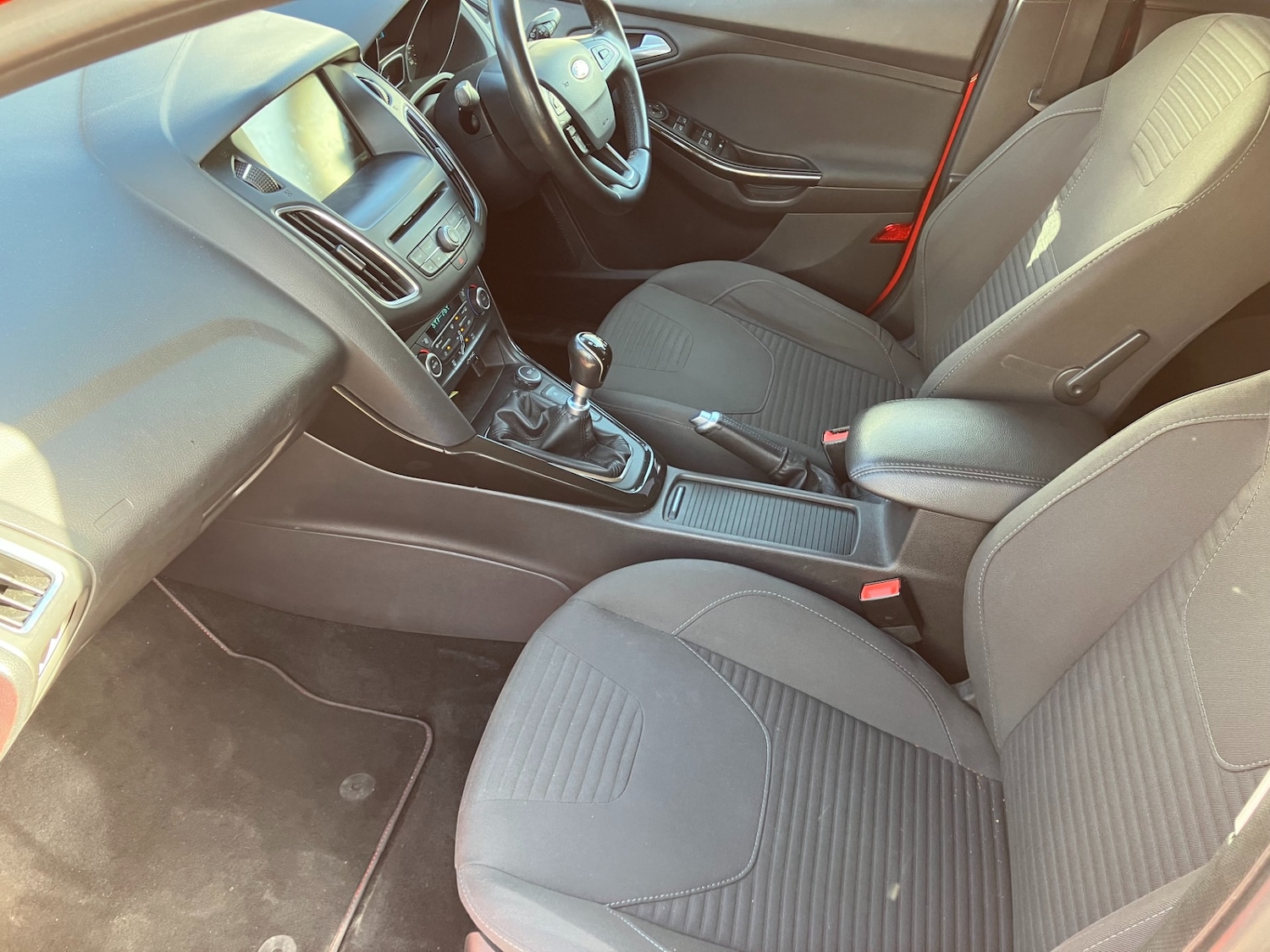 Used Ford Focus 2016 for sale - 78065380: Photo 3