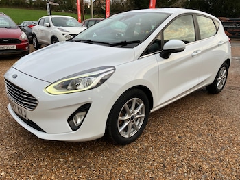 Used Ford Fiesta 2017 for sale - 76922116: Photo