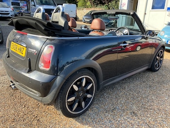 Used MINI Convertible 2008 for sale - 76220638: Photo 4