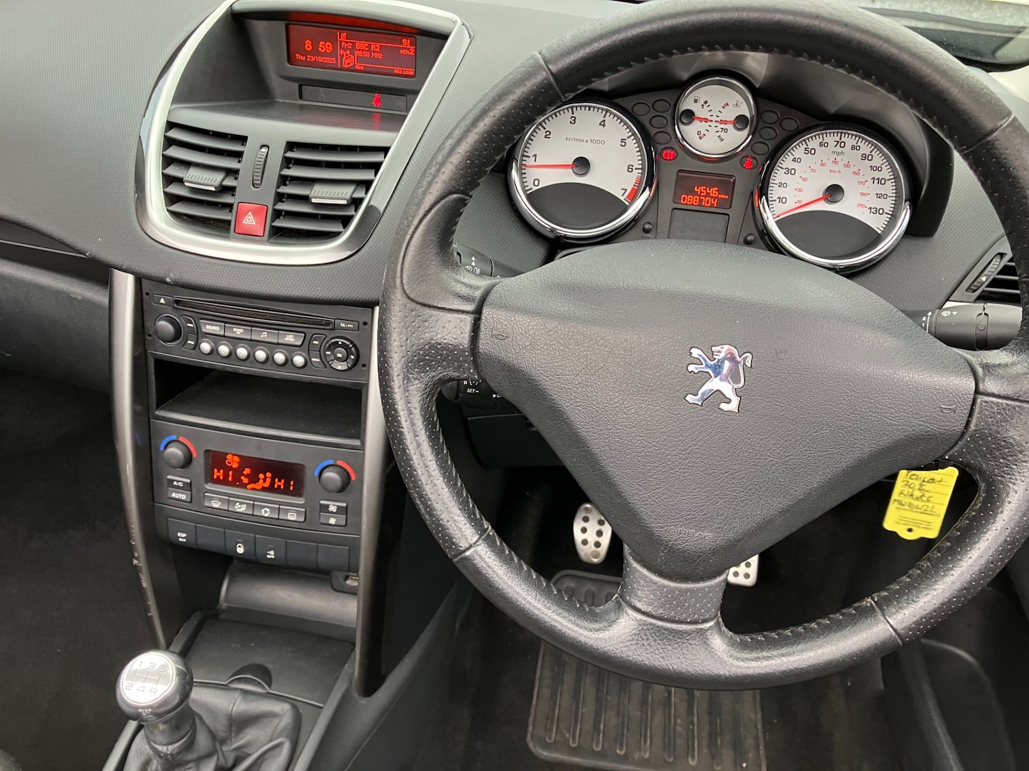 Used Peugeot 207 2010 for sale - 76319936: Photo 7
