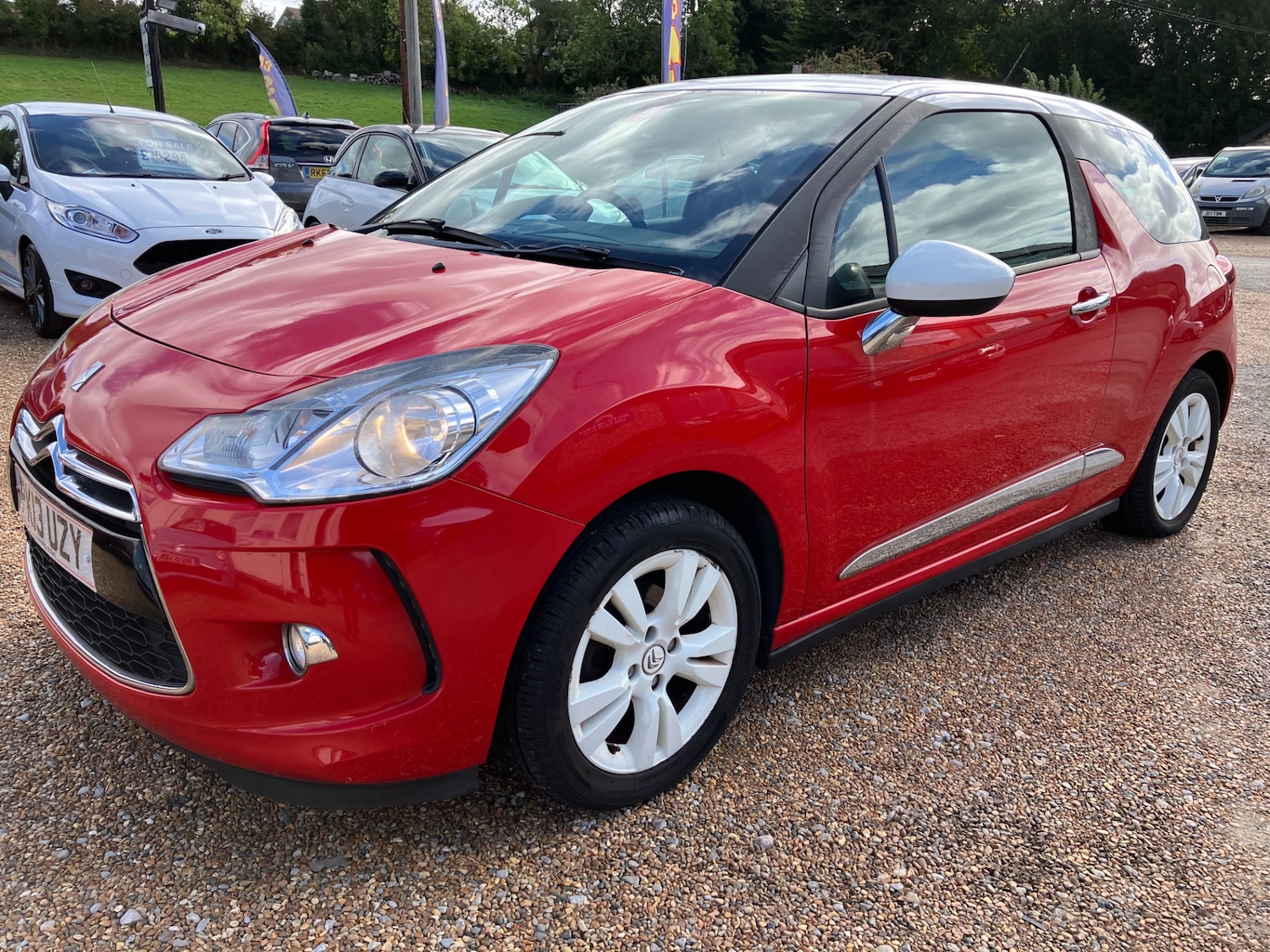 Used Citroen DS3 2013 for sale - 76177214: Photo 2