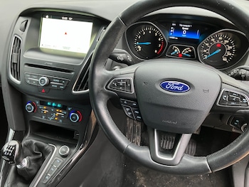 Used Ford Focus 2017 for sale - 77446729: Photo