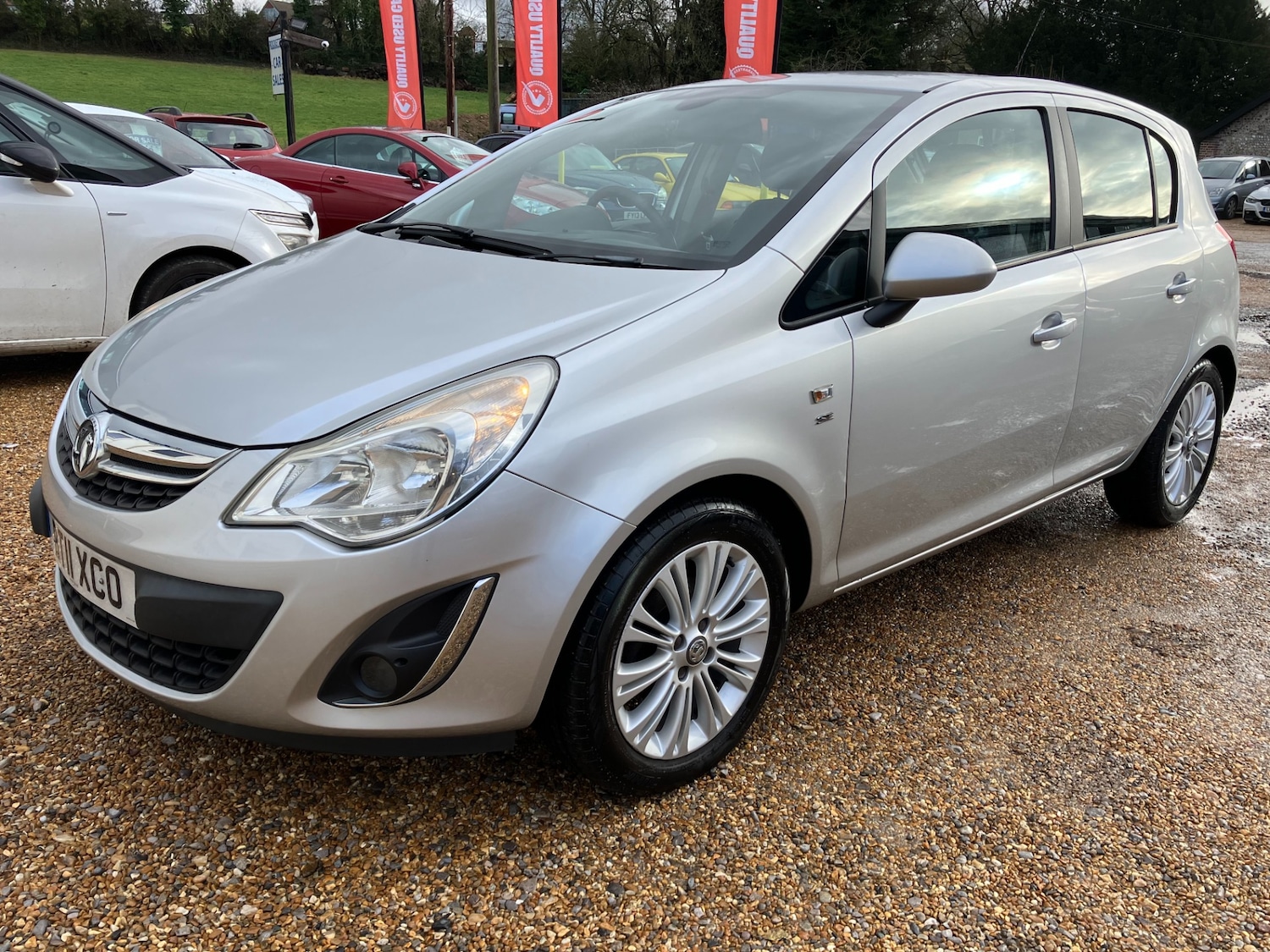 Used Vauxhall Corsa 2011 for sale - 77234497: Photo 2