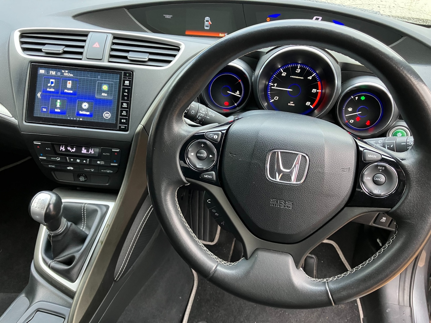 Used Honda Civic 2015 for sale - 77233837: Photo 3