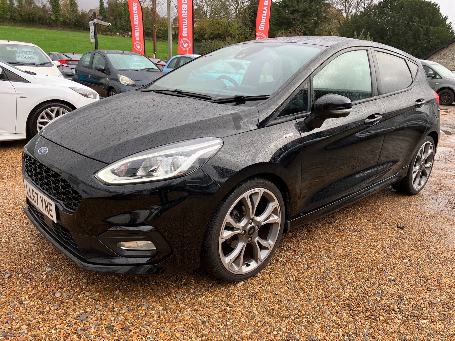 Used Ford Fiesta 2017 for sale - 76506268: Photo 2
