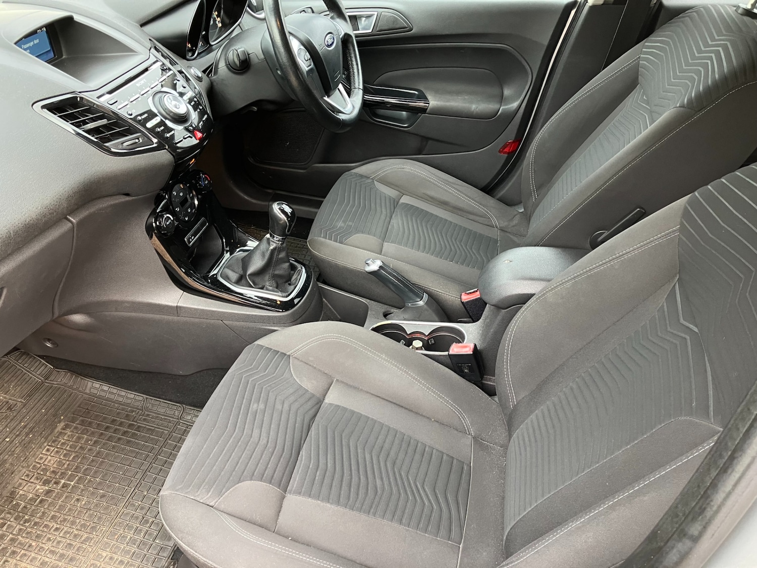 Used Ford Fiesta 2014 for sale - 76831714: Photo 3