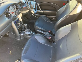 Used MINI Convertible 2008 for sale - 76598517: Photo