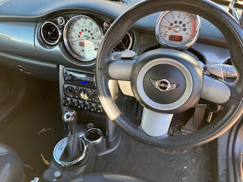 Used MINI Convertible 2008 for sale - 76598517: Photo