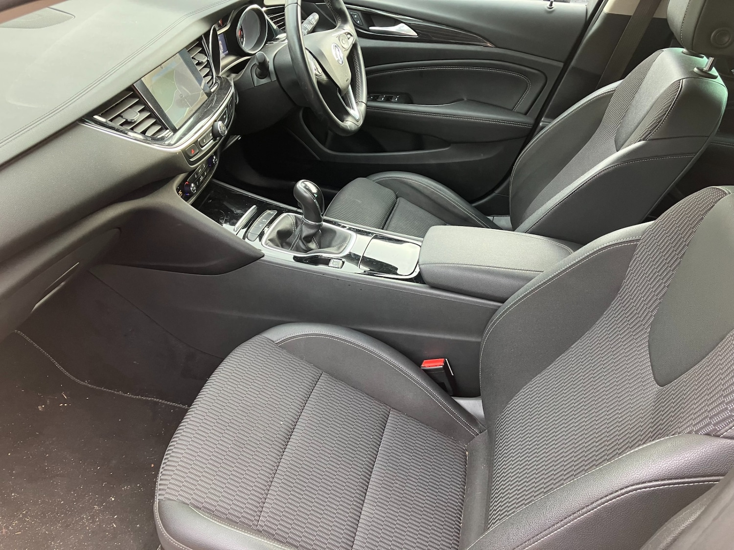 Used Vauxhall Insignia 2018 for sale - 77864587: Photo 3