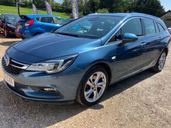 2016 (66) - 2016 Vauxhall Astra 1.6 CDTi SRi NAV AUTO Estate. Diesel. Automatic 5-Door
