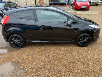 Used Ford Fiesta 2014 for sale - 78433168: Photo