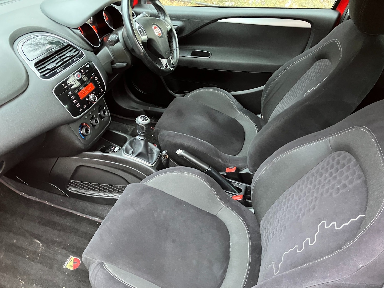 Used Fiat Punto 2014 for sale - 77247867: Photo 3