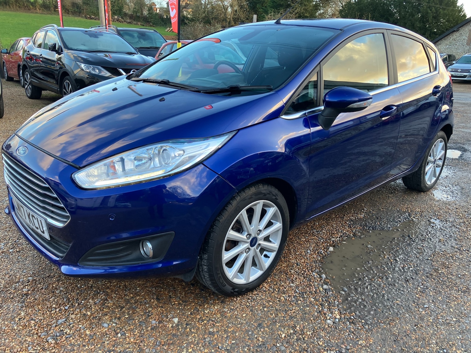 Used Ford Fiesta 2017 for sale - 76895036: Photo 2