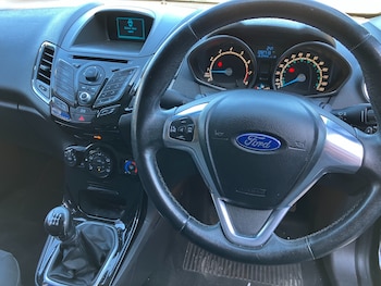 Used Ford Fiesta 2014 for sale - 75593436: Photo