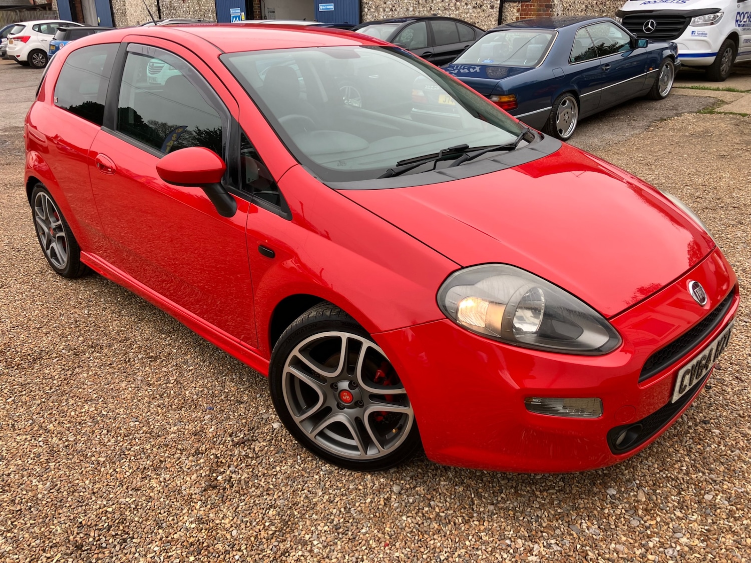 Used Fiat Punto 2014 for sale - 76531013: Photo 1