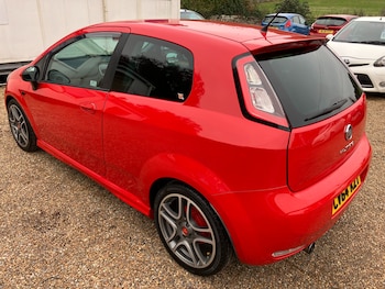 Used Fiat Punto 2014 for sale - 76531013: Photo