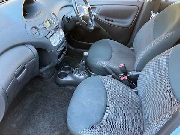 Used Toyota Yaris 2005 for sale - 76287908: Photo 5
